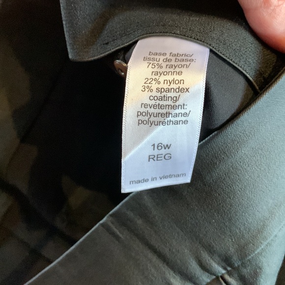 Never worn Maurice’s faux leather dress pants size 16 - Picture 2 of 7